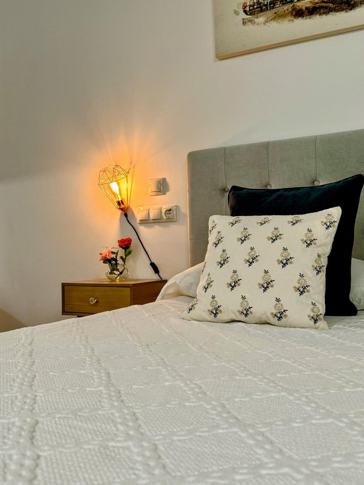 Loft Centre Santander Apartment Ngoại thất bức ảnh